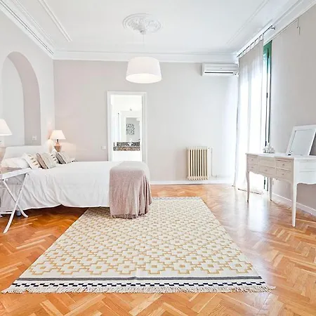 Bcncaliu Apartment